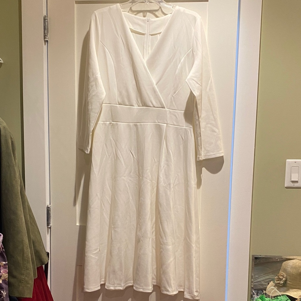 Source Unknown White Long Sleeve Dress. Size XL
